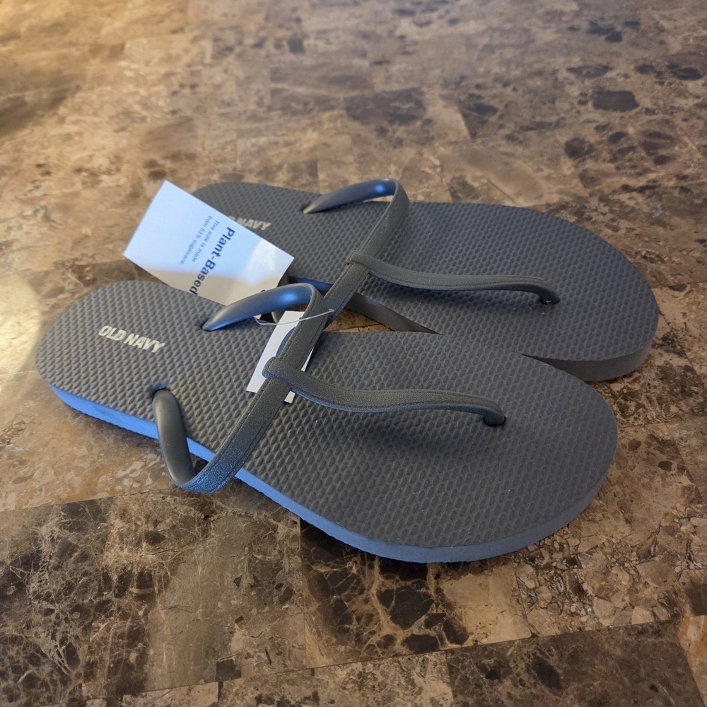 Old Navy sz 8 gray t-strap flip flop sandals NWT casual lightweight summer vacay